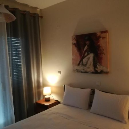 Apartment Ey Zhn Néa Khilí Esterno foto