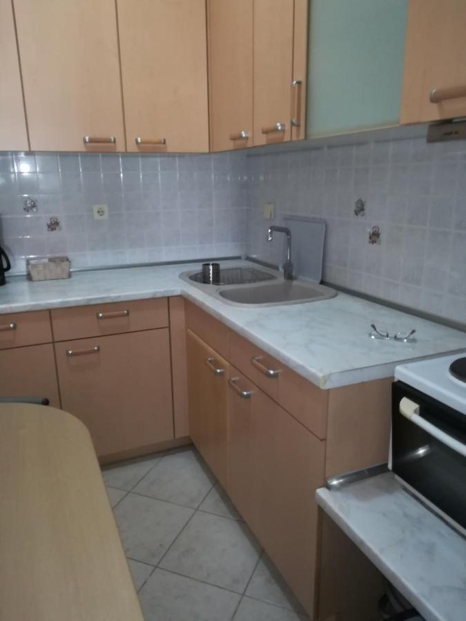 Apartment Ey Zhn Néa Khilí Esterno foto