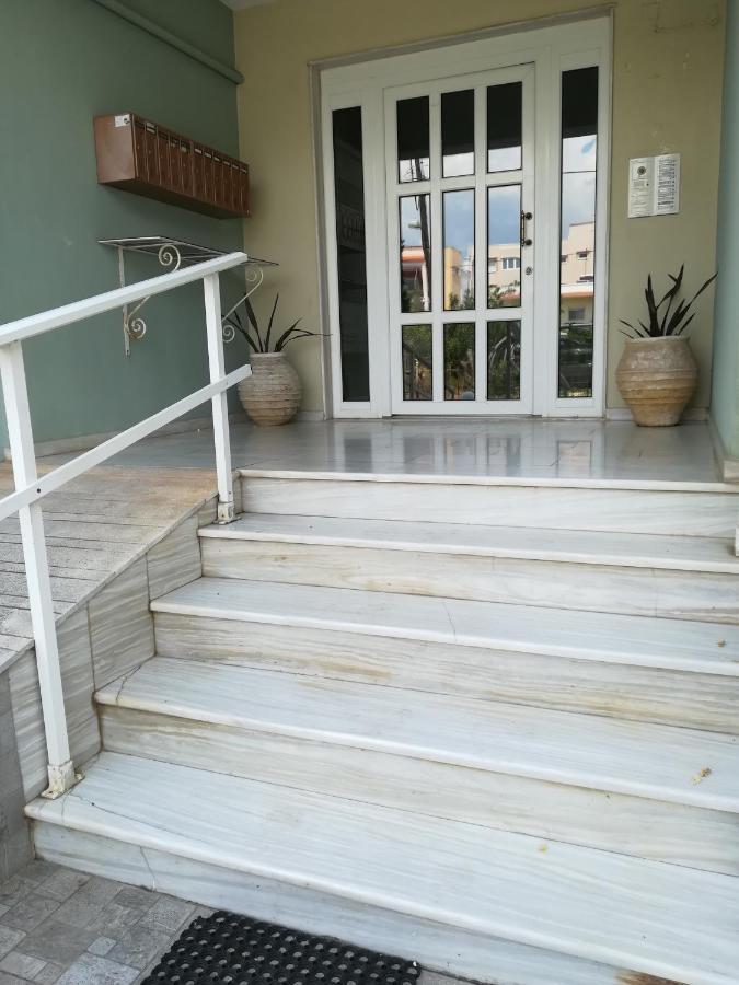 Apartment Ey Zhn Néa Khilí Esterno foto