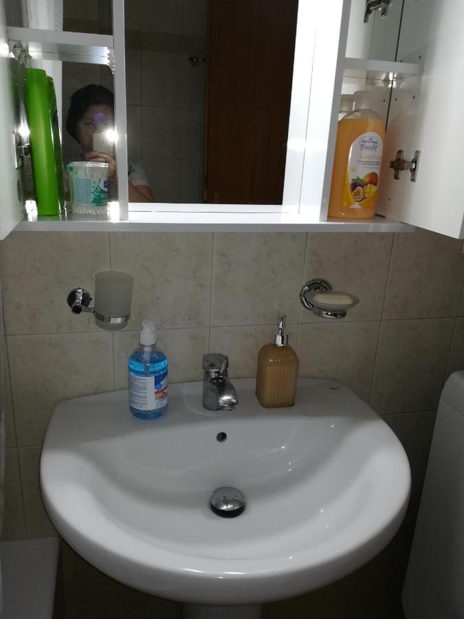 Apartment Ey Zhn Néa Khilí Esterno foto